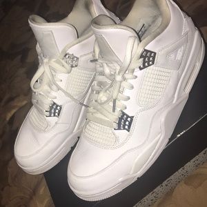 Air Jordan 4 Retro Metallique